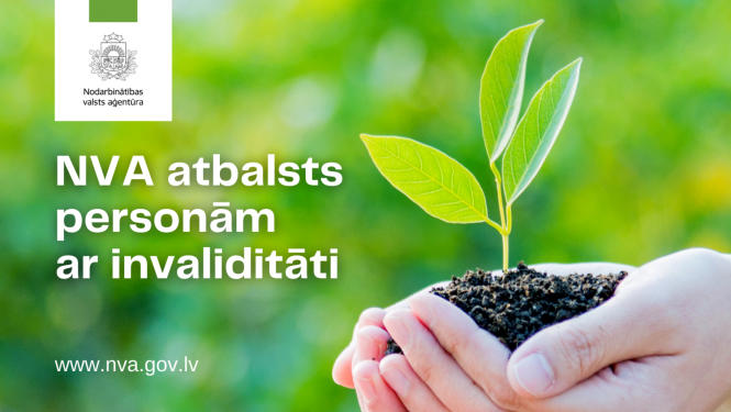Tur rokās augu