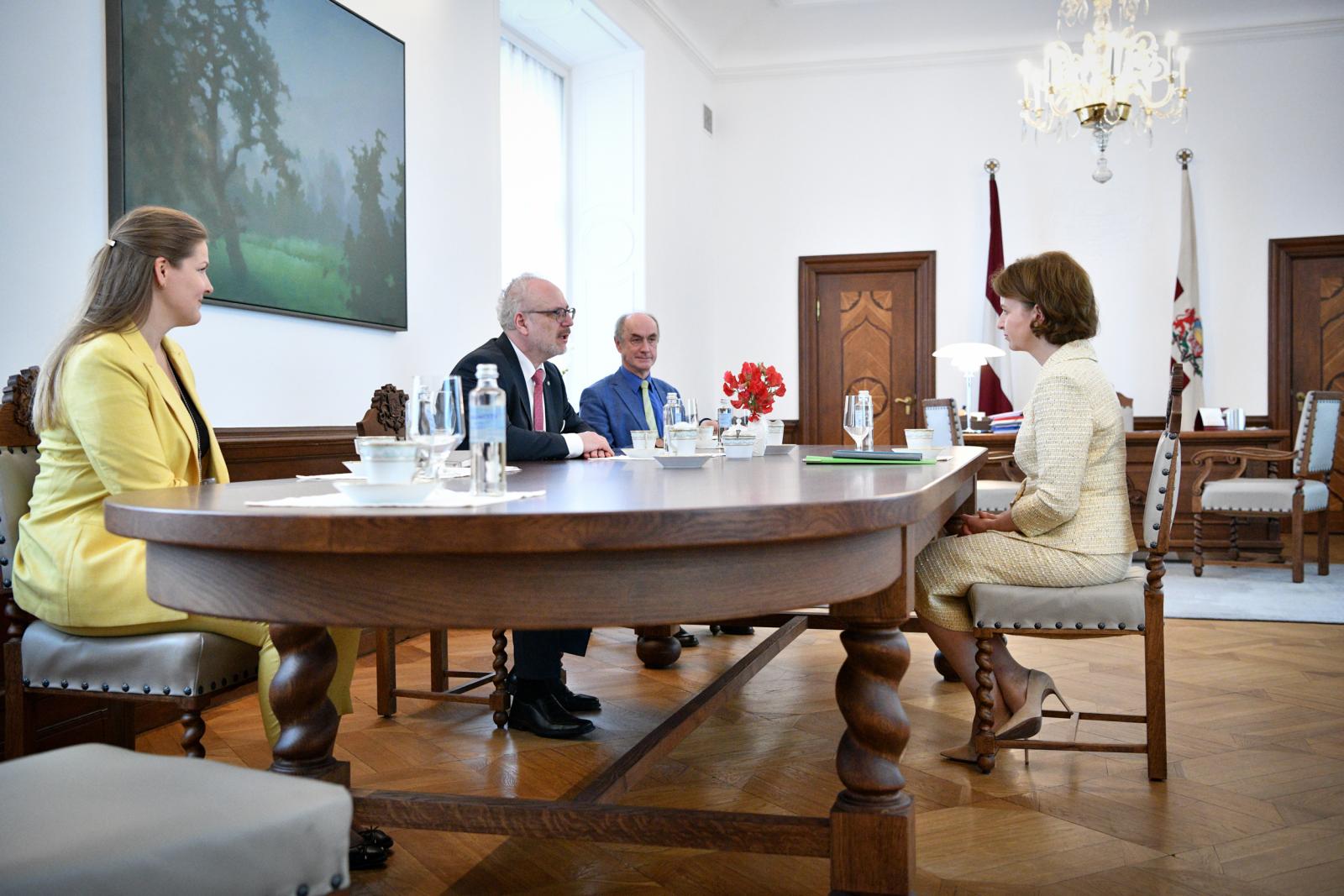 Valsts prezidenta Egila Levita tikšanās ar Nodarbinātības valsts aģentūras direktori Evitu Simsoni