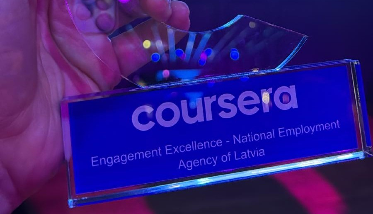 Coursera balva