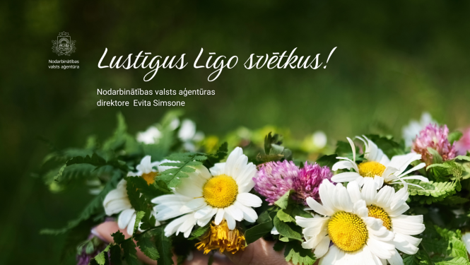 Ziedu vainags ar lauku ziediem