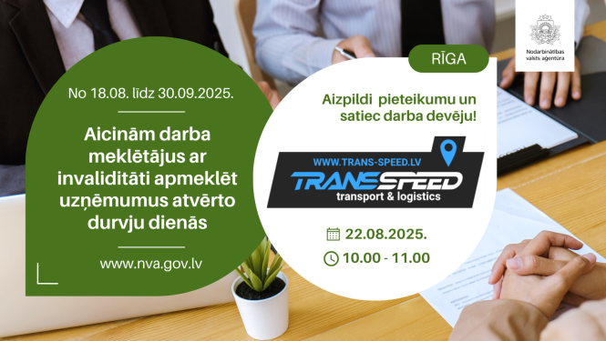 Trīs cilvēki sēž pie galda un komunicē par darba iespējām, un vienam no viņiem zem rokām ir CV.