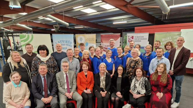 NVA direktore tikās ar latviešu diasporas organizāciju pārstāvjiem Īrijā