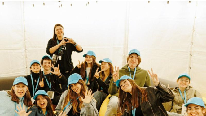 Sarunu festivāla LAMPA brīvprātīgie