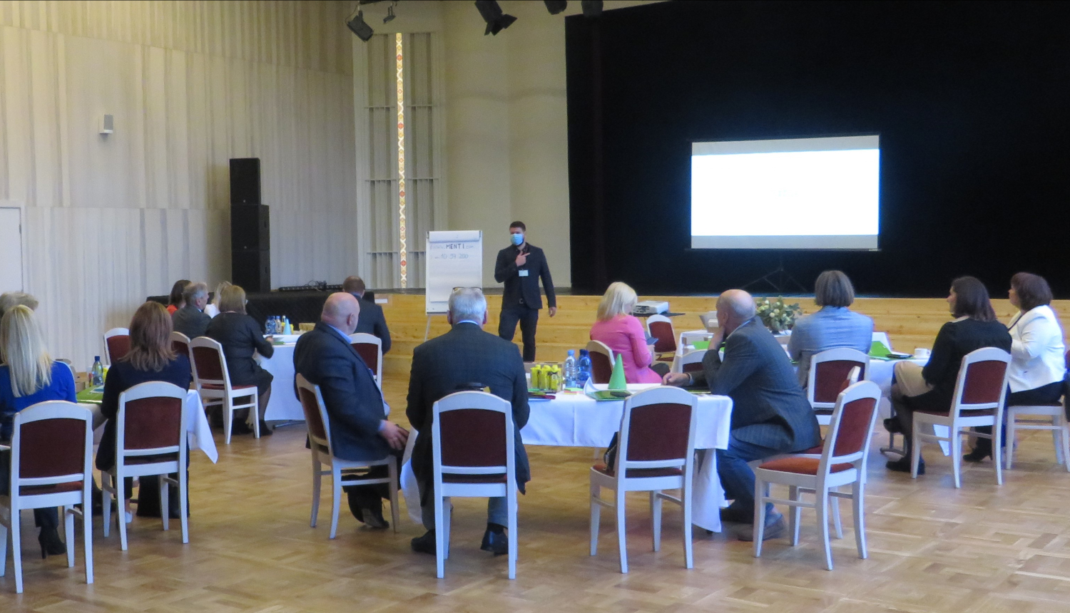 Domnīcas dalībnieku apspriede 