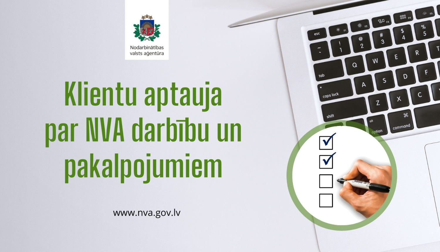 Datora klaviatūra, anketas ailes, roka ar pildspalvu, NVA logo