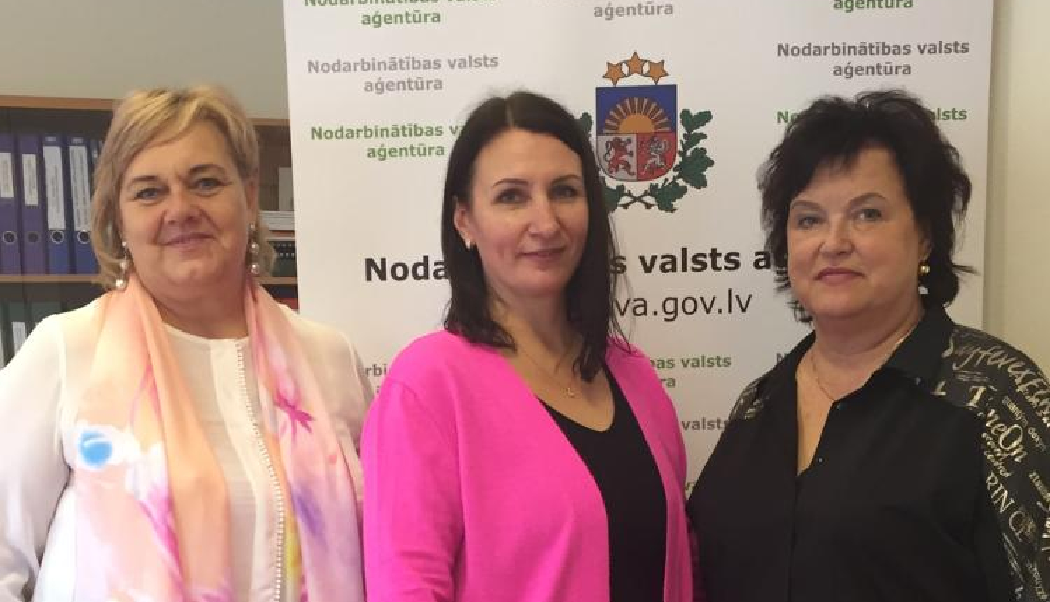 Foto: I.Briede viesojās Liepājas filiālē