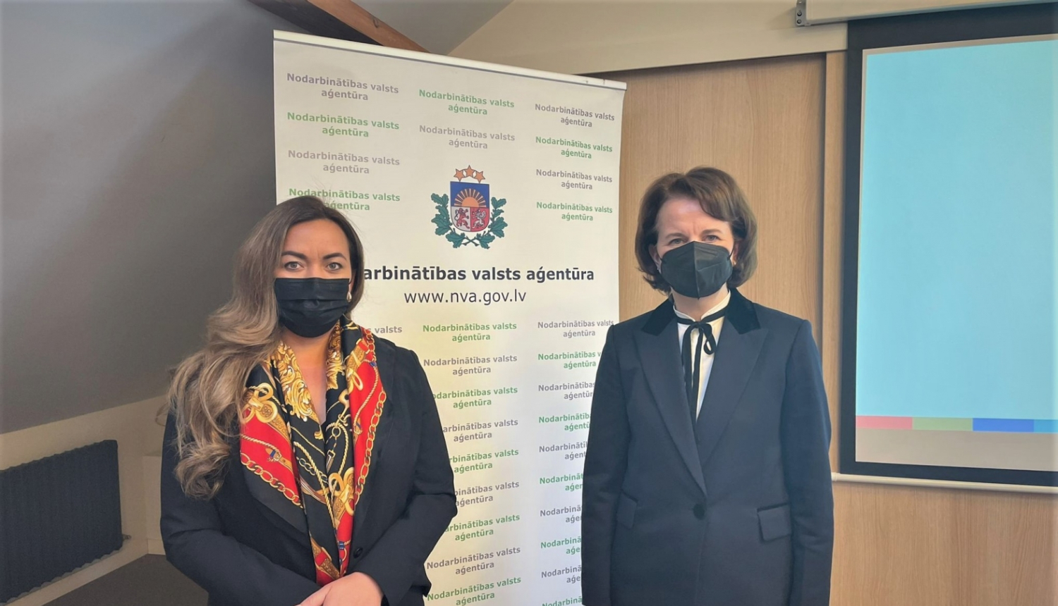 NVA direktore Evita Simsone un Salvadoras Republikas ārkārtējo un pilnvaroto vēstnieci Patrīciju Natāliju Godinesu-Agiljonu