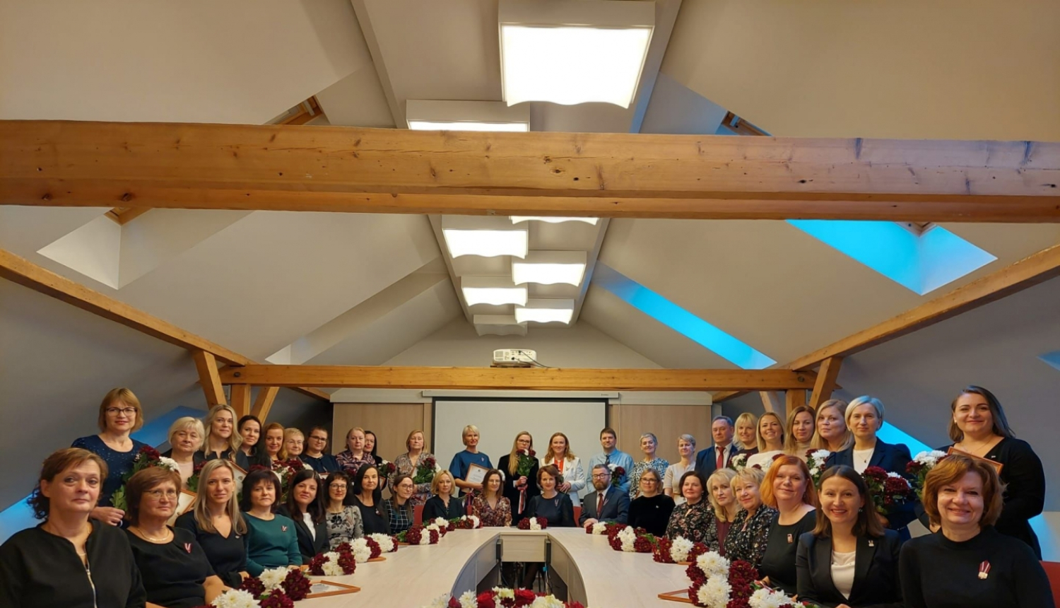 NVA godina šī gada izcilākos darbiniekus