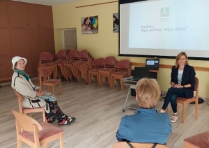 3. augustā darba meklētāji ar invaliditāti apmeklēja biedrību “Rīgas pilsētas “Rūpju bērns”, kas cilvēkiem ar invaliditāti palīdz integrēties sabiedrībā.